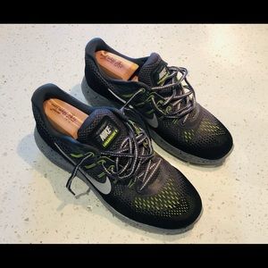 Nike Lunar Glide 8 Shield size men’s 8.5